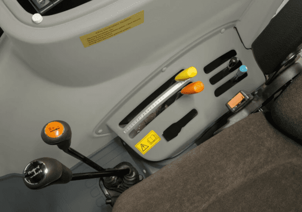 Traktor TUMOSAN 8105 - Figura 6
