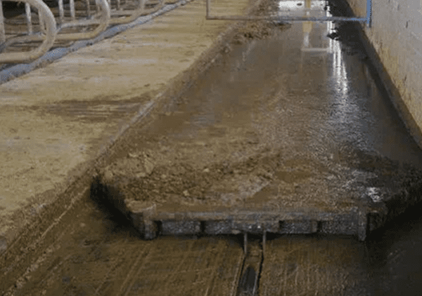 Pajisje per largim te plehut – Manure Scraper KM06037